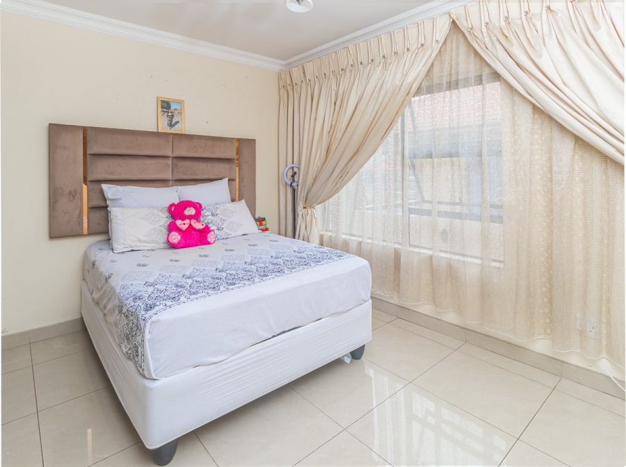 4 Bedroom Property for Sale in Xanadu North West